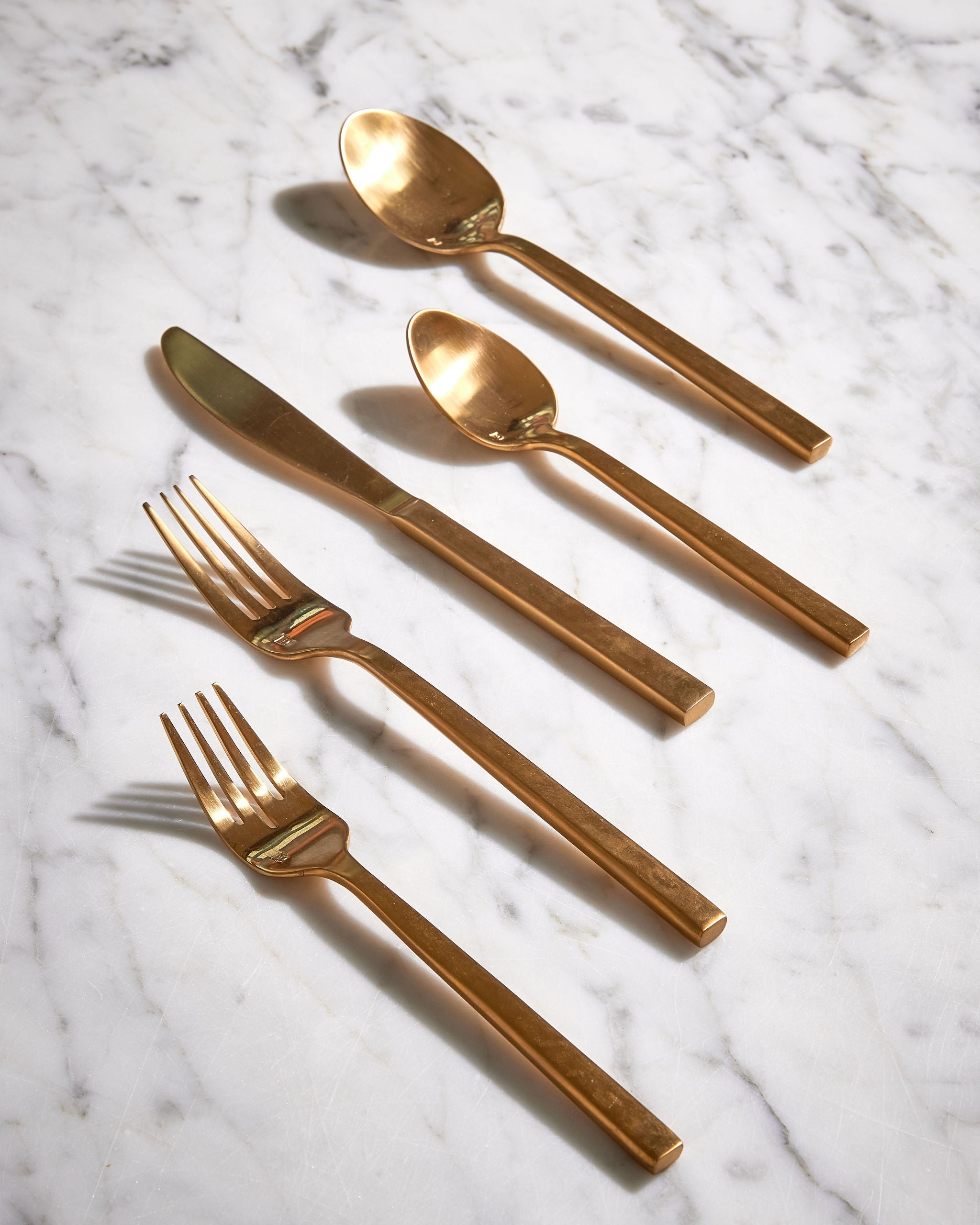 Arezzo Cutlery thcuration